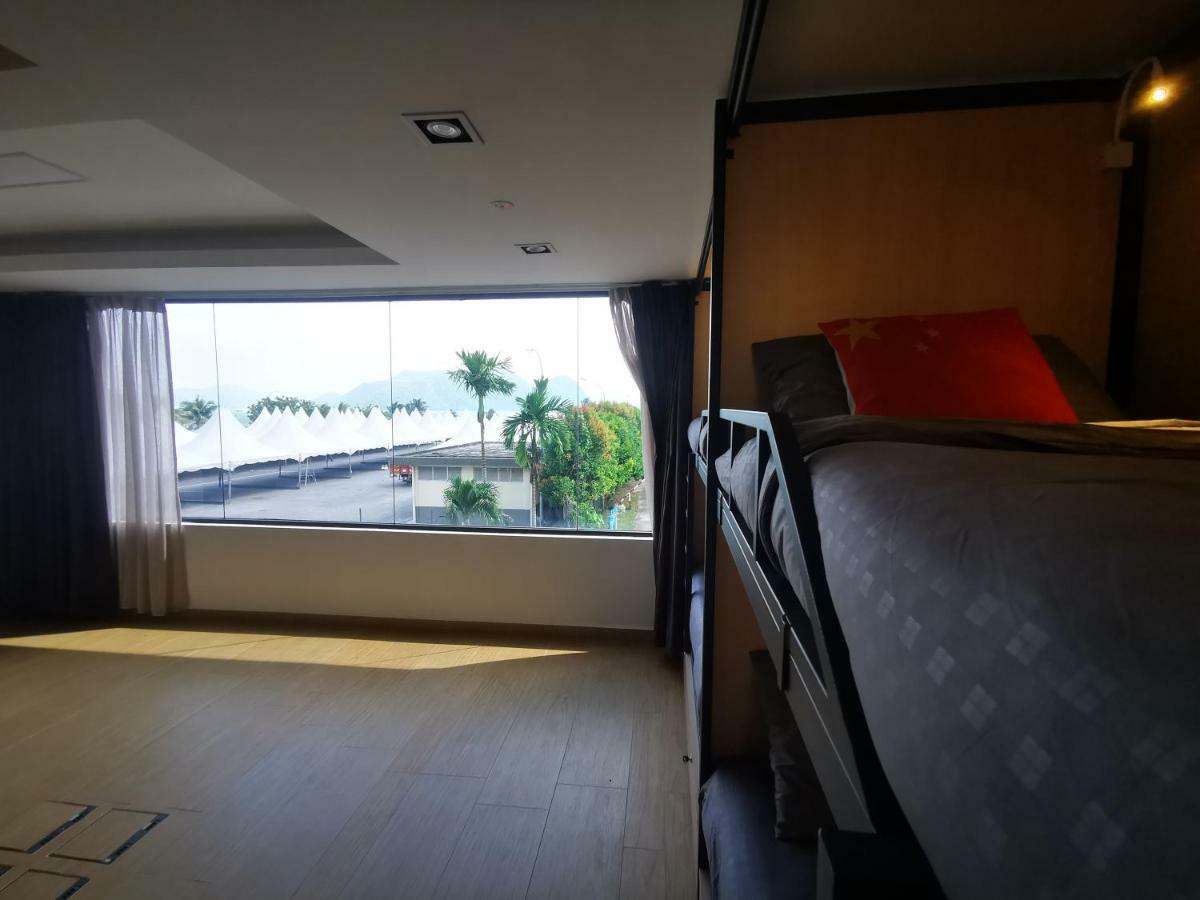 Shell Out Beach Club Suite Куа Екстериор снимка